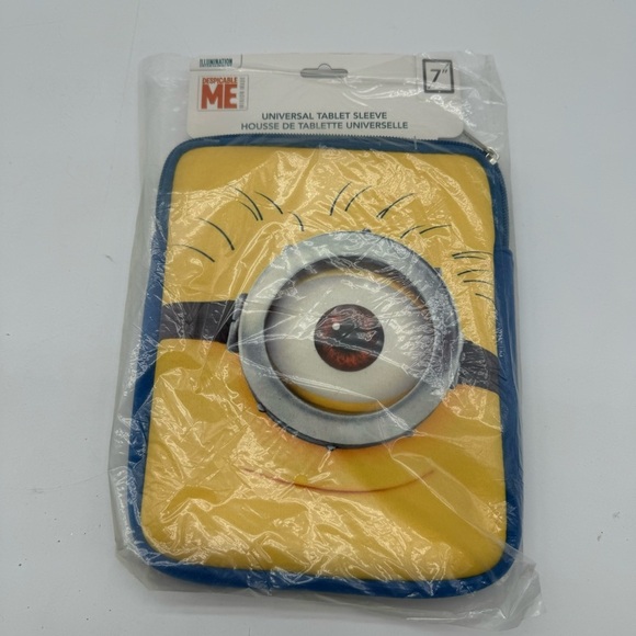Despicable Me Universal Tablet Sleeve Blue Yellow Minion Zip Up - Picture 1 of 9